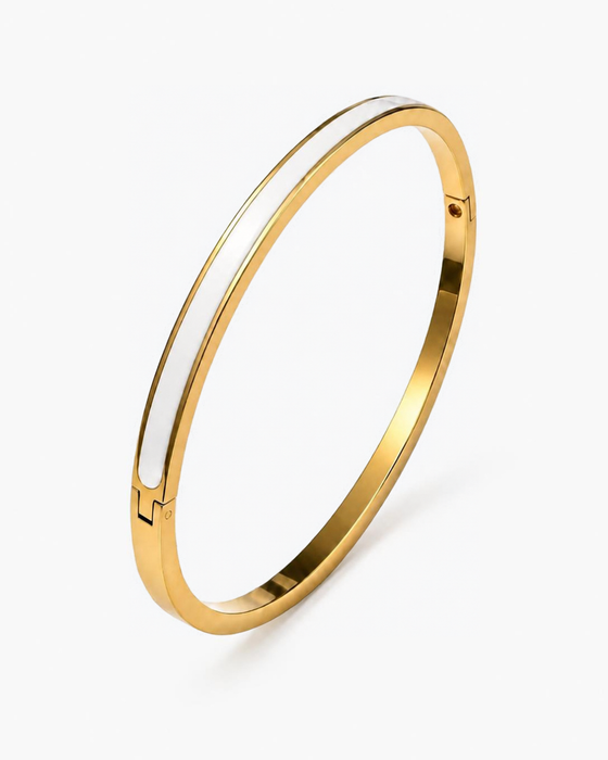 AVERELLE Armreif Gold mit weißer Emaille – 18K Vergoldung